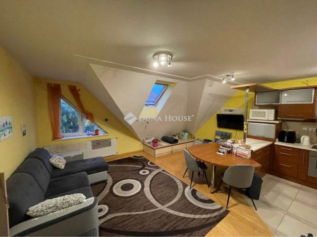 Eladó téglalakás, Budapesten, IV. kerületben 79.8 M Ft, 3 szobás