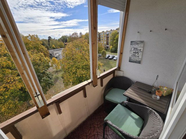 Eladó téglalakás, Dombóváron 33 M Ft, 3 szobás