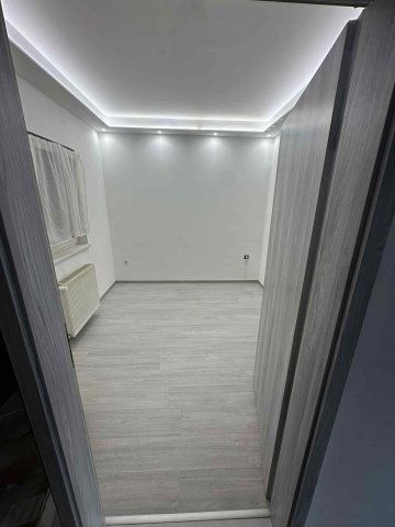 Kiadó téglalakás, albérlet, Pécsett, Móricz Zsigmond téren