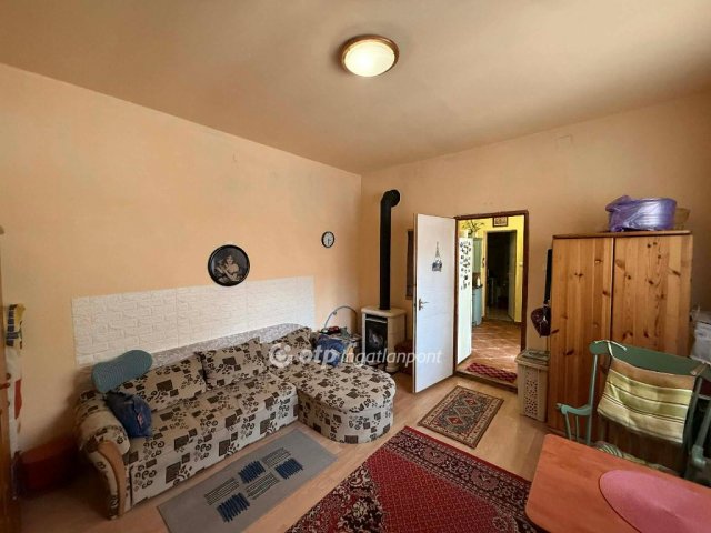 Eladó családi ház, Pomázon 62 M Ft, 2+1 szobás