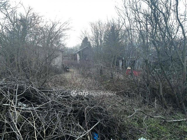 Eladó telek, Etyeken 130 M Ft / költözzbe.hu