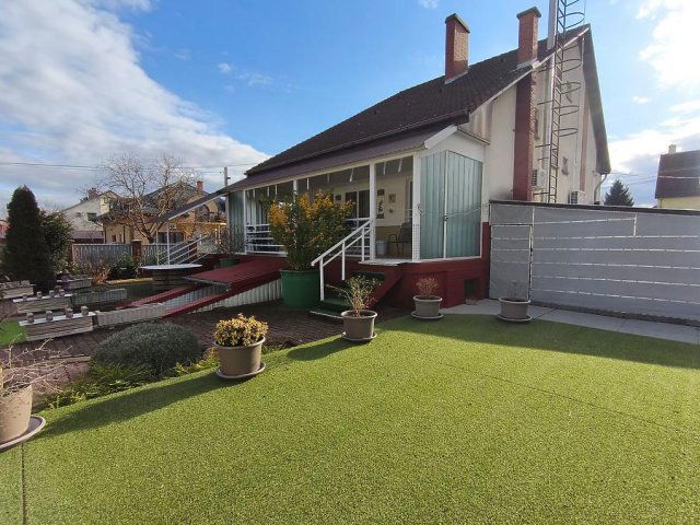 Eladó családi ház, Budapesten, XVII. kerületben 370 M Ft