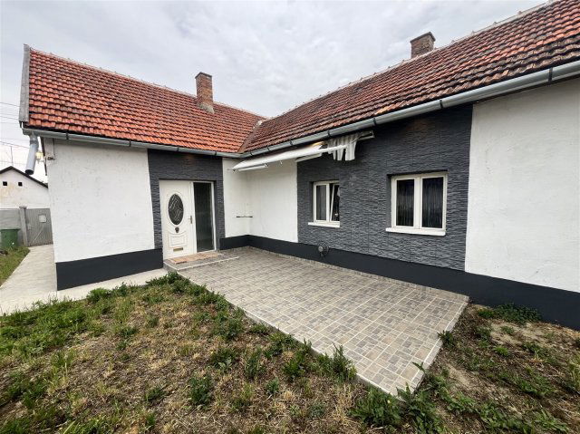 Eladó családi ház, Sarkadon 16.3 M Ft, 3 szobás