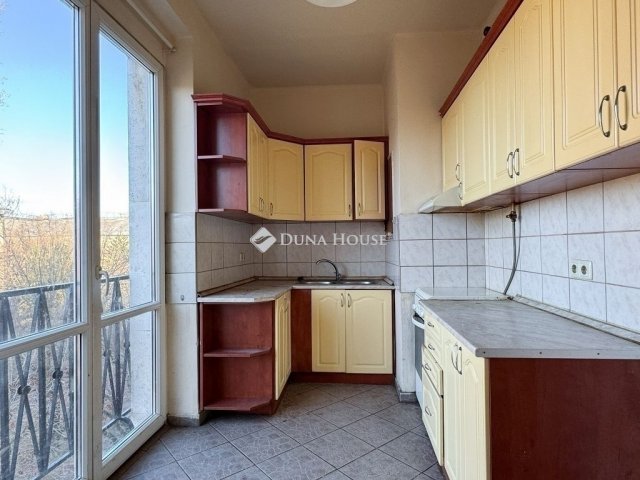 Eladó téglalakás, Budapesten, XIV. kerületben 61.5 M Ft