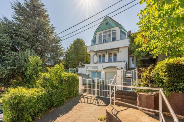 Eladó ikerház, Budapesten, II. kerületben 249.9 M Ft, 5 szobás