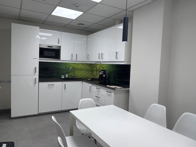 Kiadó üzlethelyiség, Budapesten, XI. kerületben 2022 E Ft / hó