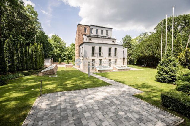 Eladó iroda, Budapesten, II. kerületben 1524 M Ft