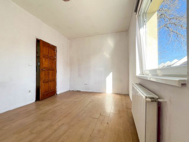 Eladó téglalakás, Mosonmagyaróváron 33.9 M Ft, 3 szobás