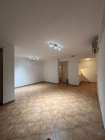 Eladó téglalakás, Budapesten, XIII. kerületben 93 M Ft, 1 szobás