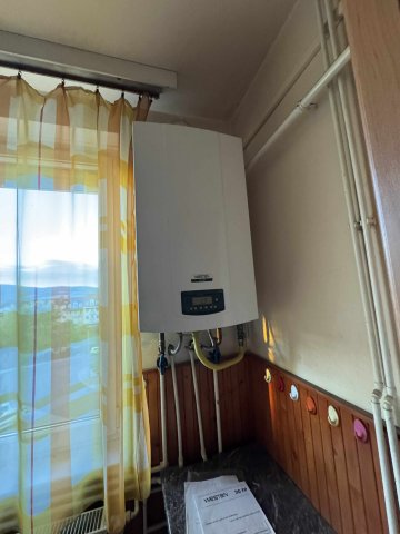 Eladó panellakás, Pásztón 45 M Ft, 5 szobás
