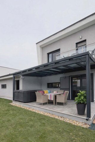 Eladó családi ház, Szombathelyen 229 M Ft, 2+4 szobás