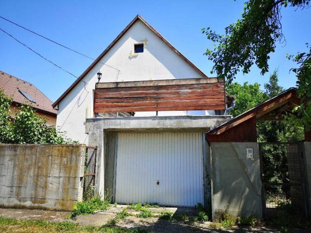 Eladó családi ház, Fóton 99 M Ft, 6 szobás