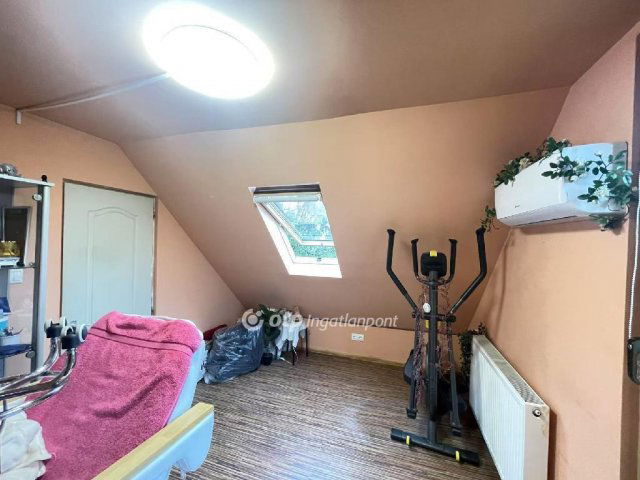 Eladó családi ház, Budapesten, XVII. kerületben 84.9 M Ft