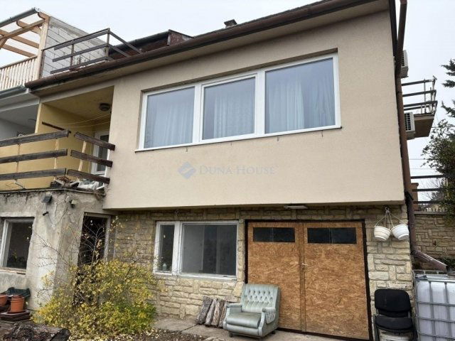 Eladó ikerház, Gödön 115 M Ft, 7 szobás / költözzbe.hu