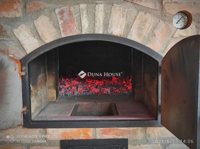 Eladó családi ház, Orosházán 55 M Ft, 5 szobás