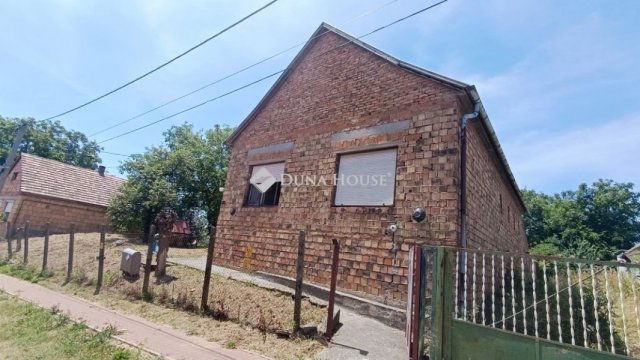 Eladó családi ház, Bodán 36.9 M Ft, 3 szobás