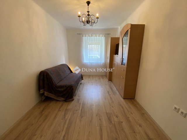 Eladó téglalakás, Sopronban 48.5 M Ft, 2 szobás