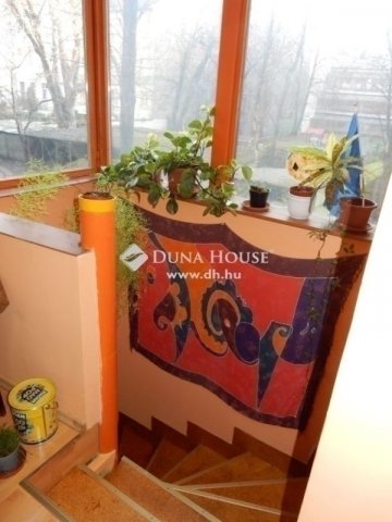 Eladó téglalakás, Budapesten, VIII. kerületben 64.9 M Ft