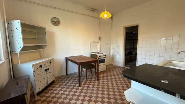 Eladó családi ház, Ecséden 21 M Ft, 4 szobás