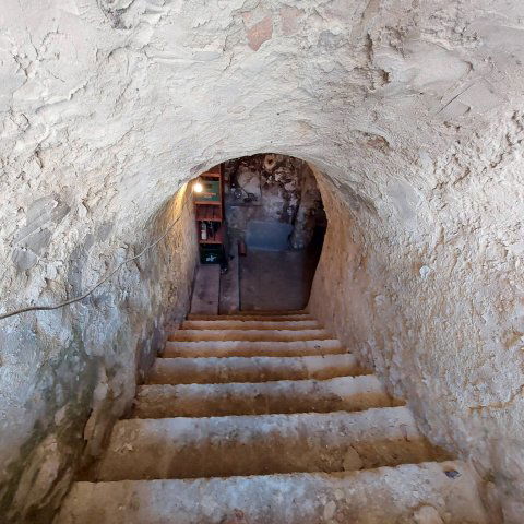 Eladó családi ház, Esztergomban 149 M Ft, 8 szobás