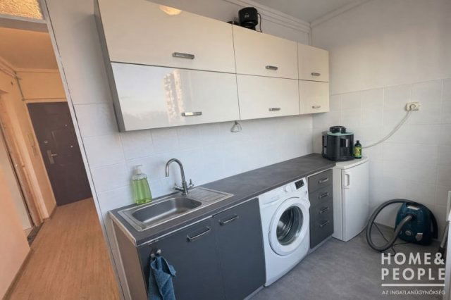 Eladó téglalakás, Hódmezővásárhelyen 36.5 M Ft, 2 szobás