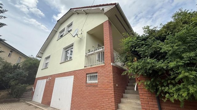 Eladó családi ház, Budapesten, XI. kerületben, Tömös utcában