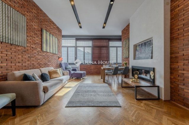 Eladó téglalakás, Budapesten, V. kerületben 148 M Ft, 2 szobás