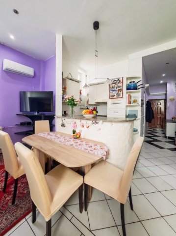 Eladó téglalakás, Komáromban 40 M Ft, 2+1 szobás