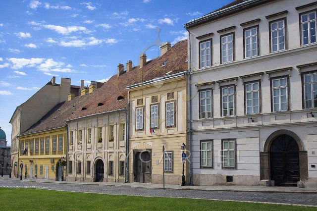 Eladó téglalakás, Budapesten, I. kerületben 350 M Ft, 3 szobás