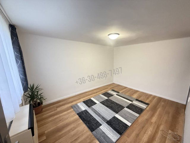 Kiadó téglalakás, albérlet, Vácon 130 E Ft / hó, 1 szobás