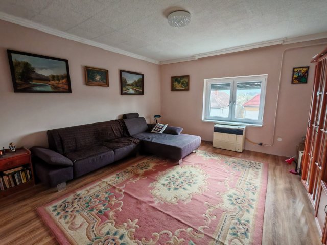 Eladó családi ház, Nemtiben 35.5 M Ft, 2 szobás
