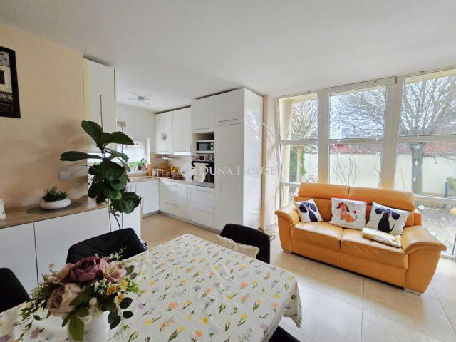 Eladó családi ház, Pellérden 109.9 M Ft, 5 szobás