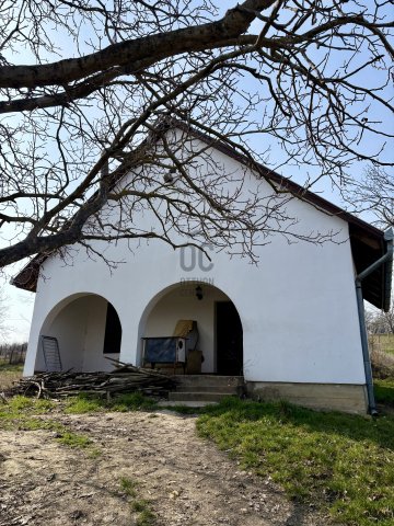 Eladó mezogazdasagi ingatlan, Ádándon 9.9 M Ft