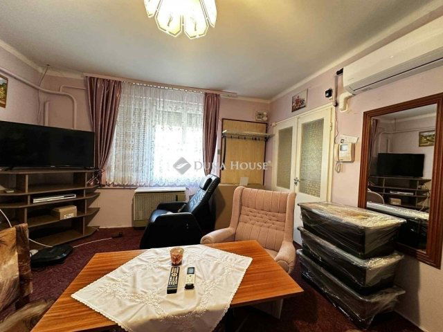 Eladó családi ház, Hódmezővásárhelyen 89.999 M Ft, 6 szobás