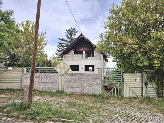 Eladó telek, Budapesten, III. kerületben, Domoszló útján