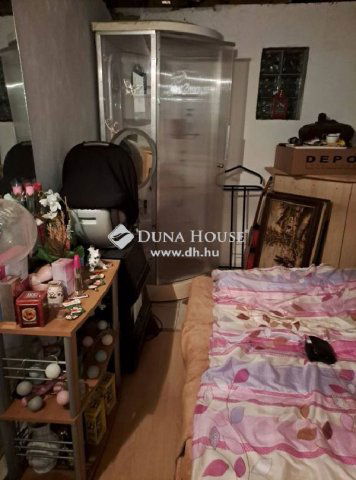 Eladó családi ház, Szentmártonkátán 18.9 M Ft, 2 szobás