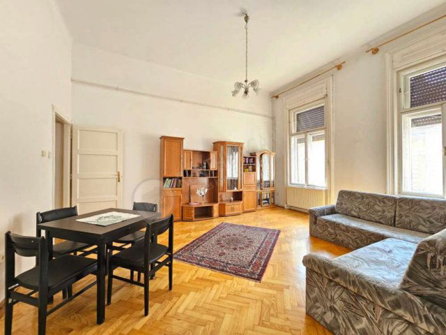 Kiadó téglalakás, albérlet, VI. kerületben, Vörösmarty utcában