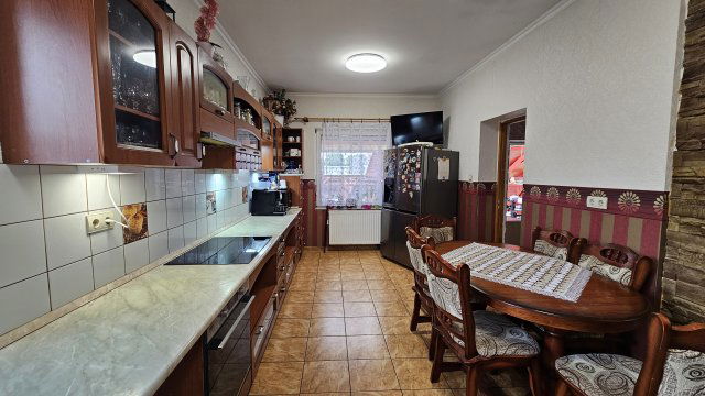 Eladó családi ház, Nyíregyházán 98.9 M Ft, 3 szobás