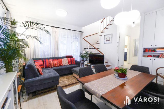 Eladó ikerház, Pomázon 139 M Ft, 3 szobás / költözzbe.hu