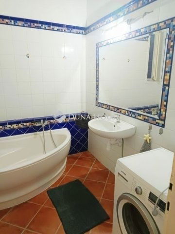 Eladó téglalakás, Budapesten, VII. kerületben 66.8 M Ft