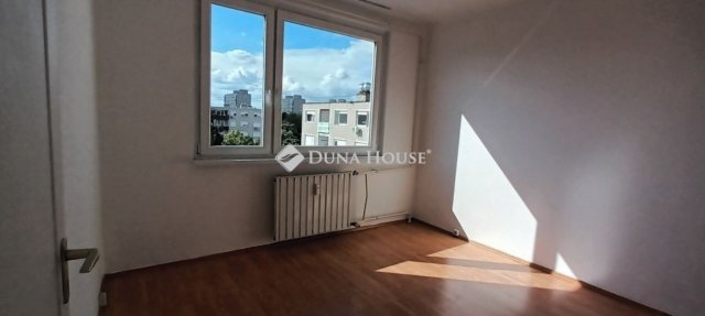 Eladó panellakás, Kecskeméten 45.99 M Ft, 2 szobás