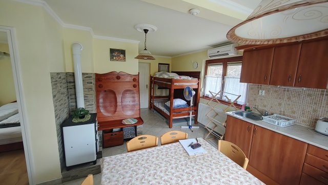 Kiadó hotel, Debrecenben 1800 E Ft / hó / költözzbe.hu