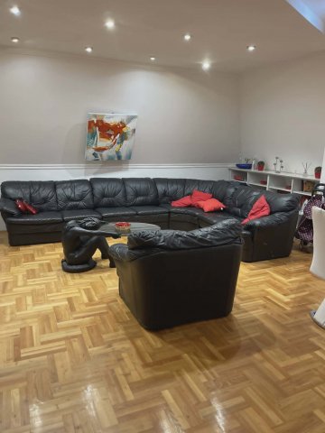 Kiadó panellakás, albérlet, Debrecenben 260 E Ft / hó, 3 szobás