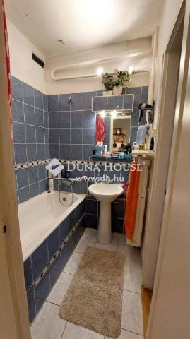 Eladó téglalakás, Budapesten, XV. kerületben 69.5 M Ft, 2 szobás