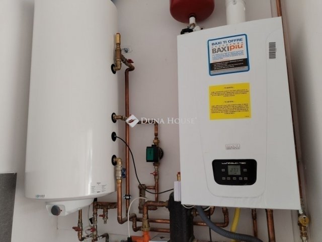 Eladó ikerház, Szegeden 170 M Ft, 6 szobás / költözzbe.hu