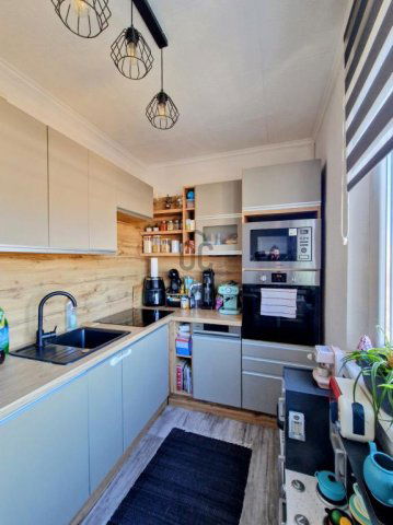 Eladó panellakás, Cegléden 49 M Ft, 3+2 szobás