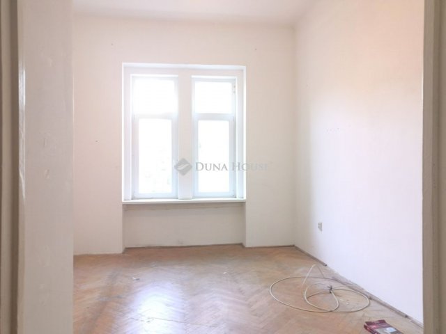 Eladó téglalakás, Budapesten, VIII. kerületben 49.9 M Ft