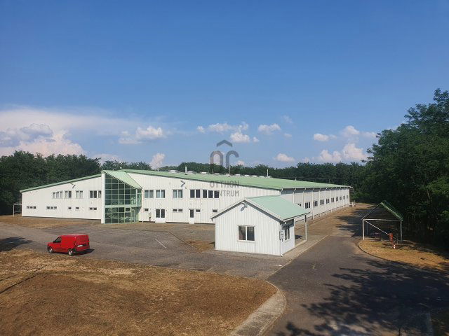 Eladó ipari ingatlan, Baktalórántházán 684.658 M Ft