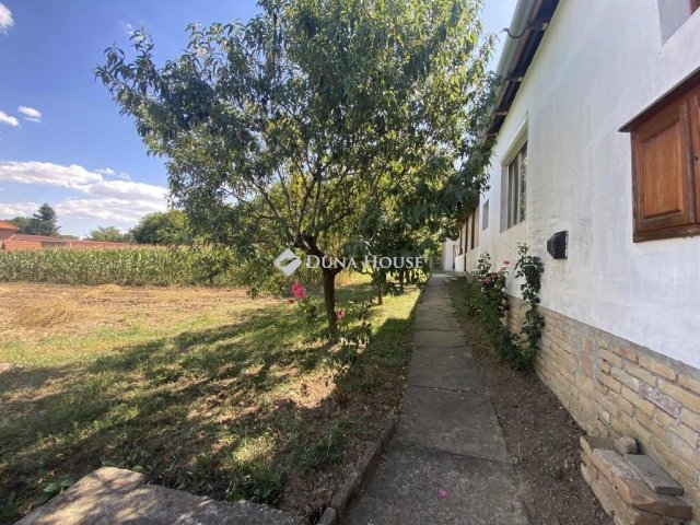 Eladó családi ház, Kétyen 21.9 M Ft, 4 szobás