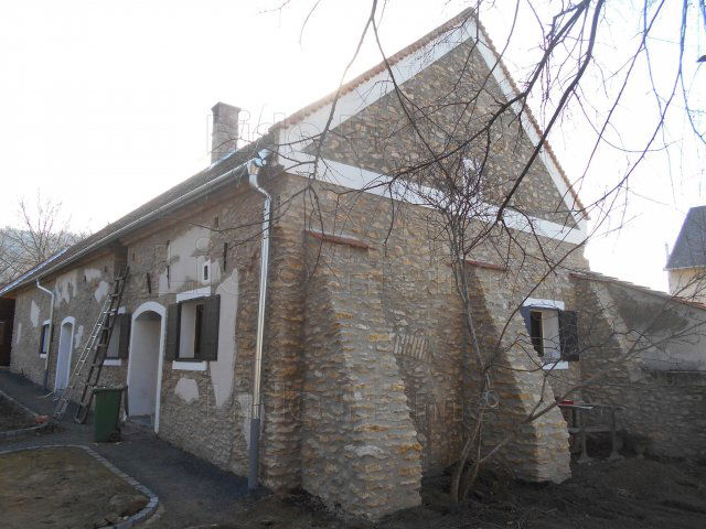 Eladó családi ház, Csabrendeken 161.25 M Ft, 4 szobás